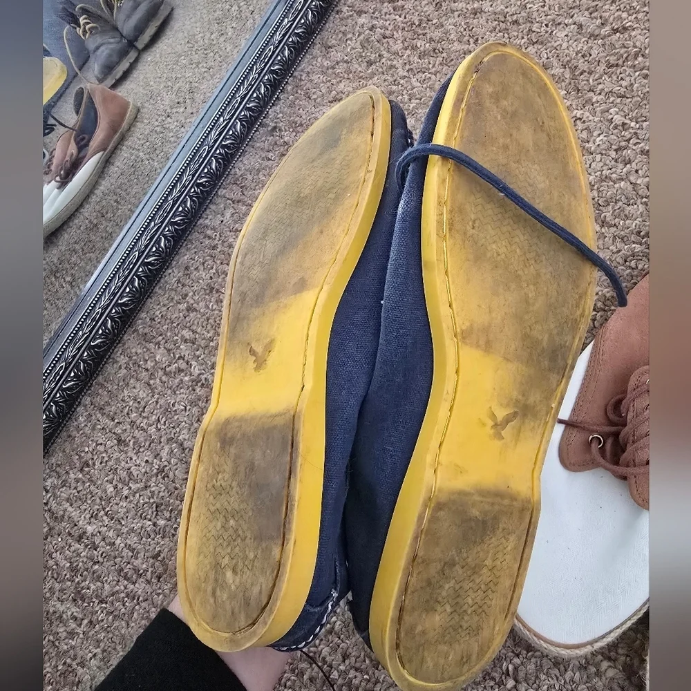 American Eagle Outfitters Navy and River Island Tan Boat Shoes